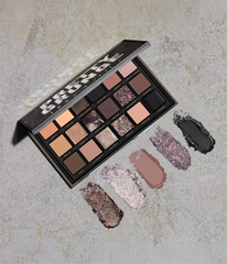 PRETTY GRUNGE EYESHADOW PALETTE